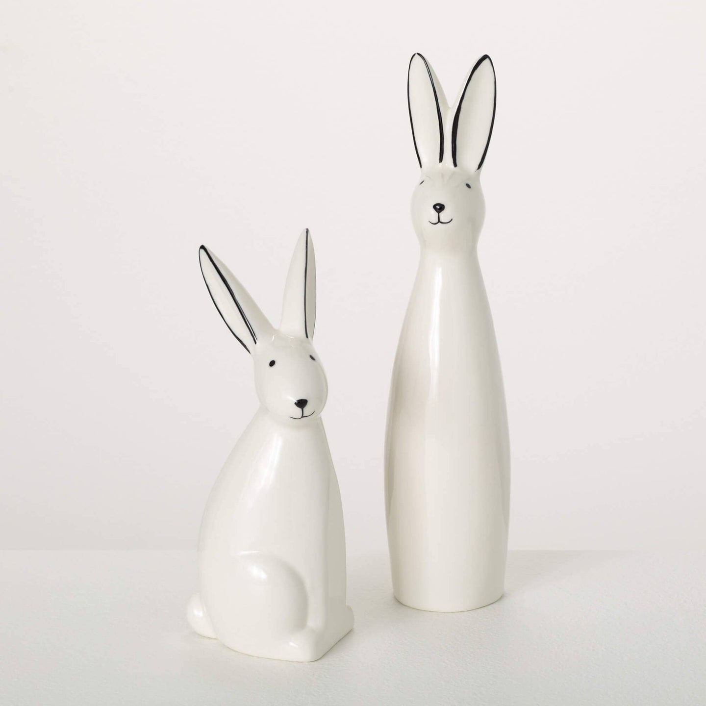 ABSTRACT PORCELAIN BUNNY Short